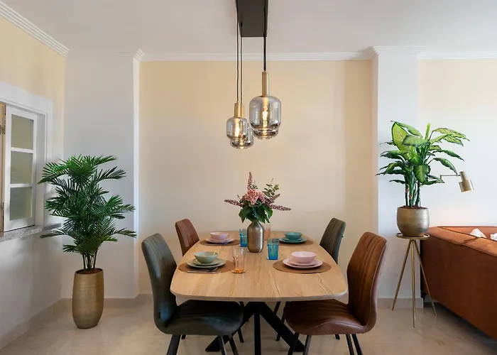 Apartment Charming 2-bedroom With Beautiful Sea Views Benahavís