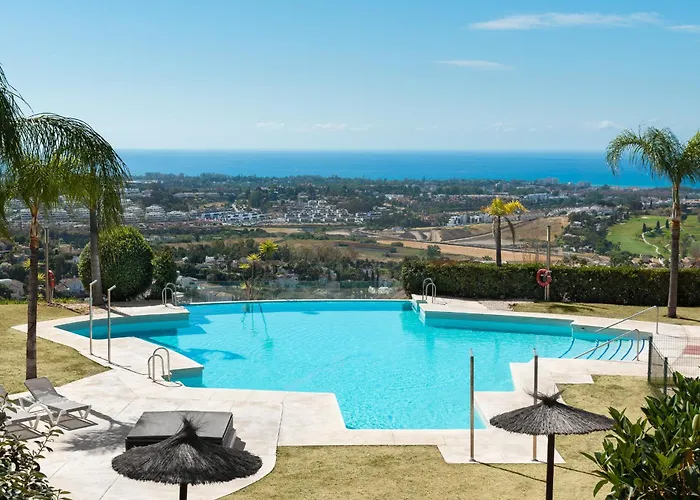 Charming 2-bedroom With Beautiful Sea Views