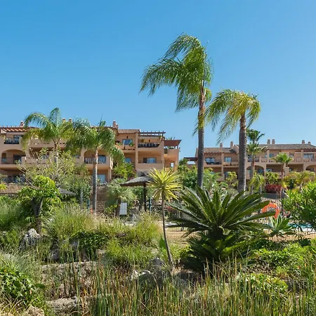 Appartement Charming 2-bedroom With Beautiful Sea Views