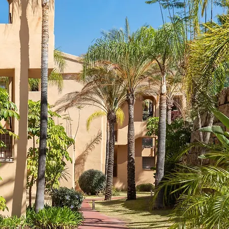 Appartement Charming 2-bedroom With Beautiful Sea Views