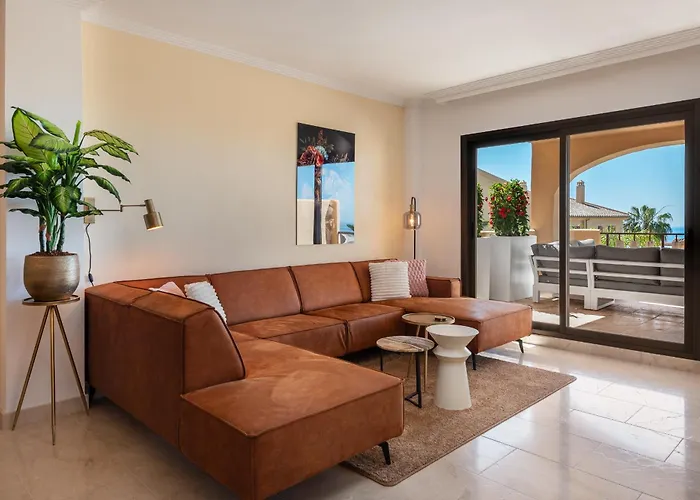 Appartement Charming 2-bedroom With Beautiful Sea Views *