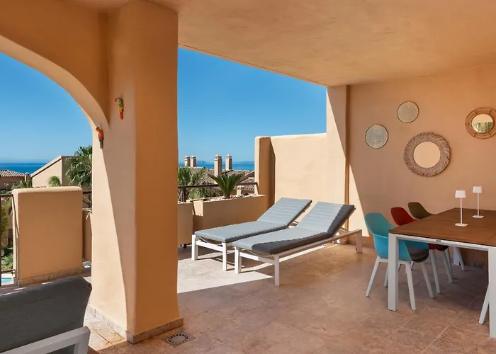 Appartement Charming 2-bedroom With Beautiful Sea Views *