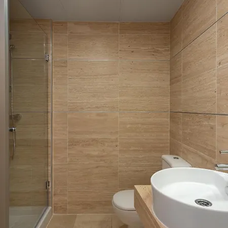 Charming 2-bedroom With Beautiful Sea Views Апартаменти Бенаавіс